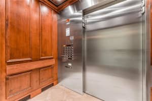 409 North Point Rd, Osprey, FL 34229, Sold 11/10/21