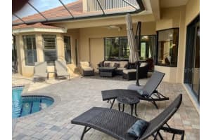 5308 Hunt Club Way, Sarasota, FL 34238, Sold 12/10/21
