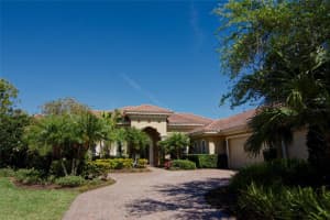 3302 Founders Club Dr, Sarasota, FL 34240, Sold 11/30/21