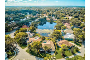 8133 Shadow Pine Way, Sarasota, FL 34238, Sold 11/19/21