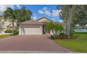 6717 Island Creek Rd, Sarasota, FL 34240, Sold 01/20/22