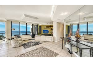 1241 Gulf of Mexico Dr, Longboat Key, FL 34228, Sold 02/15/22