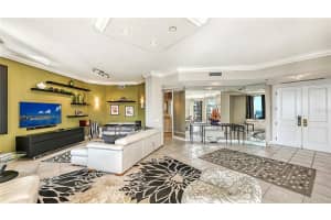 1241 Gulf of Mexico Dr, Longboat Key, FL 34228, Sold 02/15/22