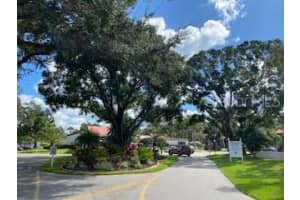 3231 S Beneva Rd, Sarasota, FL 34232, Sold 04/04/22