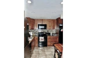 4001 S Beneva Rd, Sarasota, FL 34233, Sold 12/10/21