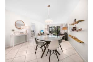 6236 Midnight Pass Rd, Siesta Key, FL 34242, Sold 12/08/21