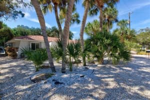 726 Birdsong Ln, Siesta Key, FL 34242, Sold 12/03/21