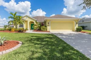 4523 29th Ave Cir E, Palmetto, FL 34221, Sold 11/19/21