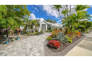 1955 Morris St, Sarasota, FL 34239, Sold 12/29/21