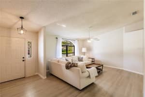 5571 Bent Oak Dr, Sarasota, FL 34232, Sold 11/30/21