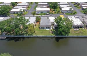 2210 Riverbluff Pkwy, Sarasota, FL 34231, Sold 01/06/22