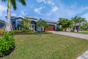 5711 Magnolia Rdg Pl, Sarasota, FL 34243, Sold 11/09/21