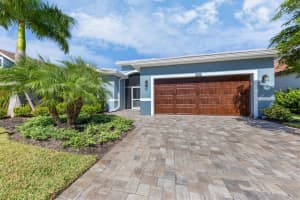 5711 Magnolia Rdg Pl, Sarasota, FL 34243, Sold 11/09/21