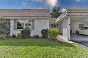 2444 Riverbluff Pkwy, Sarasota, FL 34231, Sold 02/14/22