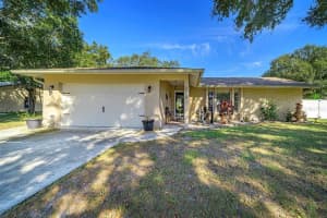 4235 Prairie View Dr N, Sarasota, FL 34232, Sold 01/07/22