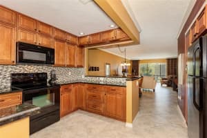 1624 Stickney Point Rd, Sarasota, FL 34231, Sold 12/08/21