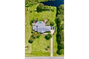 2120 Palm View Rd, Sarasota, FL 34240, Sold 11/22/21