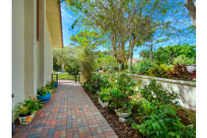 6111 Courtside Dr, Bradenton, FL 34210, Sold 12/15/21