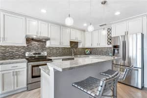 37 Sunset Dr, Sarasota, FL 34236, Sold 12/08/21