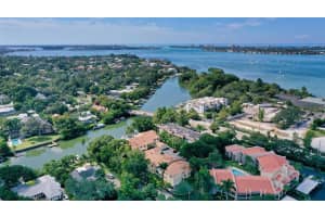 850 Hudson Ave, Sarasota, FL 34236, Sold 12/21/21