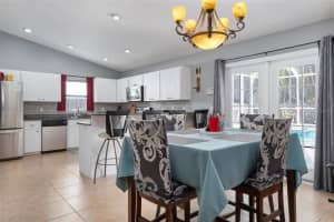 7733 34th Ct E, Sarasota, FL 34243, Sold 12/08/21