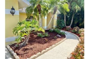 5732 39th St Cir E, Bradenton, FL 34203, Sold 11/26/21