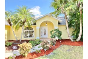 5732 39th St Cir E, Bradenton, FL 34203, Sold 11/26/21