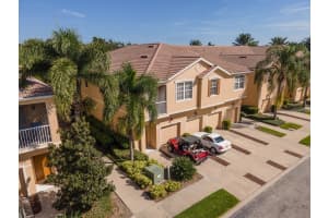 3425 Parkridge Cir, Sarasota, FL 34243, Sold 12/06/21