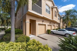 3425 Parkridge Cir, Sarasota, FL 34243, Sold 12/06/21