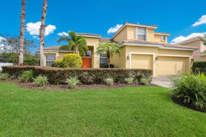 1740 Pinyon Pine Dr, Sarasota, FL 34240, Sold 12/09/21