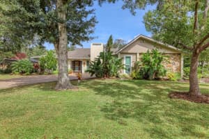 5442 Beneva Woods Cir, Sarasota, FL 34233, Sold 11/24/21