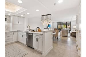 1445 Gulf of Mexico Dr, Longboat Key, FL 34228, Sold 02/15/22