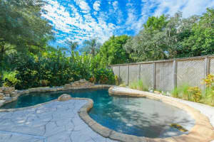 7240 S Leewynn Dr, Sarasota, FL 34240, Sold 12/30/21