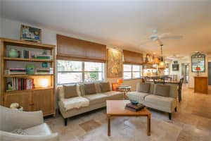 2316 Lark Ln, Sarasota, FL 34231, Sold 12/07/21