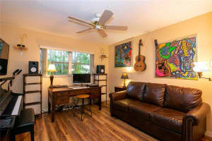 2316 Lark Ln, Sarasota, FL 34231, Sold 12/07/21