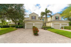 5228 Bouchard Cir, Sarasota, FL 34238, Sold 12/02/21