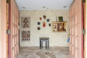1923 N Leewynn Dr, Sarasota, FL 34240, Sold 02/15/22