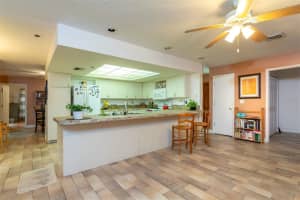 1923 N Leewynn Dr, Sarasota, FL 34240, Sold 02/15/22