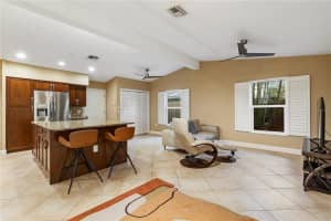 4087 Woodview Dr, Sarasota, FL 34232, Sold 12/21/21