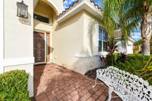 6672 41st St Cir E, Sarasota, FL 34243, Sold 01/14/22