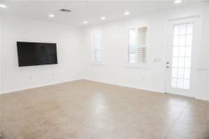 3770 82nd Ave Cir E, Sarasota, FL 34243, Sold 11/30/21