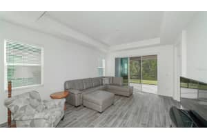 6038 Amberly Dr, Bradenton, FL 34208, Sold 04/01/22