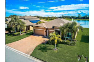 819 129th St NE, Bradenton, FL 34212, Sold 11/30/21