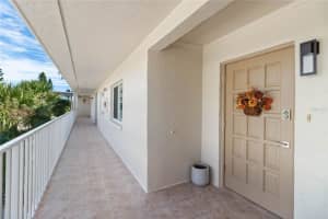 4835 Gulf of Mexico Dr, Longboat Key, FL 34228, Sold 04/14/22