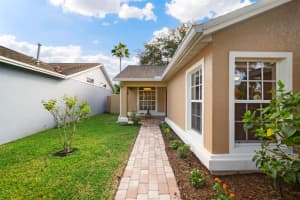 4354 Edinbridge Cir, Sarasota, FL 34235, Sold 12/03/21
