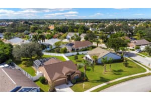 4920 Breakwater Dr, Bradenton, FL 34203, Sold 12/16/21