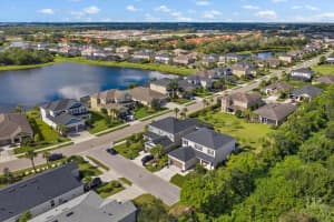 5762 Groundsel Cir, Sarasota, FL 34238, Sold 12/29/21