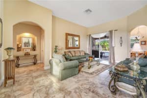 250 Bowling Green Ct, Lake Mary, FL 32746, Sold 12/08/21