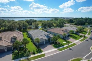 7937 Grande Shores Dr, Sarasota, FL 34240, Sold 12/23/21