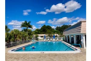2301 Riverbluff Pkwy, Sarasota, FL 34231, Sold 12/02/21